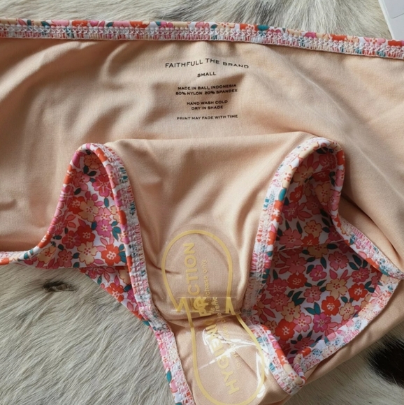 Faithfull Brand Jude Mathiola Floral Ditsy Print Bandeau Swimsuit Bikini Set S 8 - Picture 2 of 12